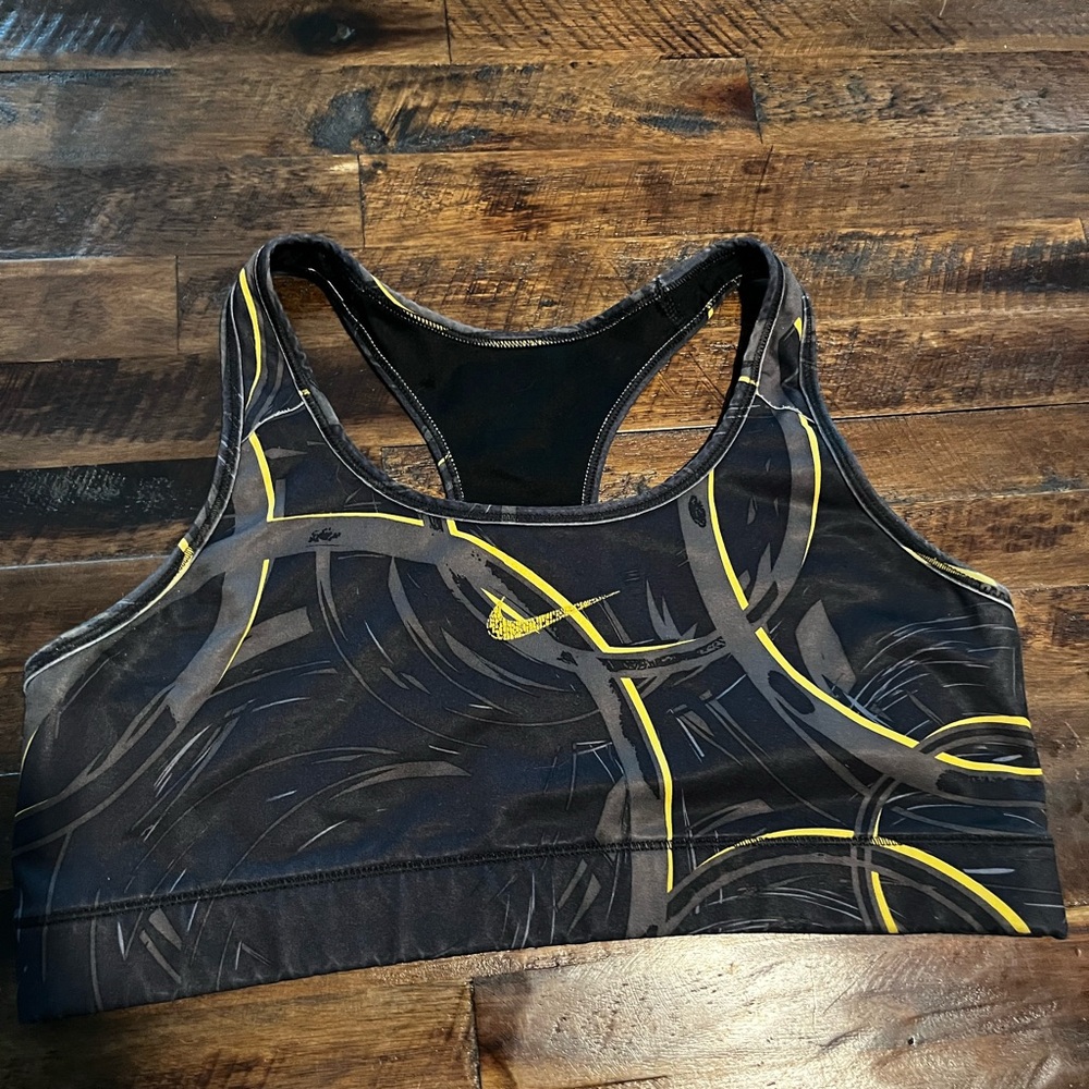 Nike Women's Black and Yellow Patterned Sports Bra